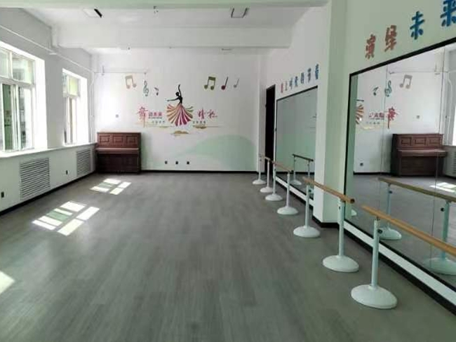 �赸��